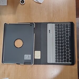 iPad cover and Keyboard